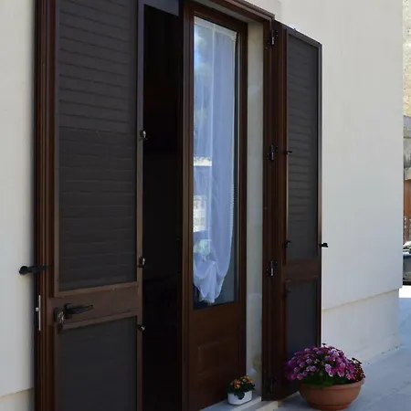 Nel Centro Di - Otranto Apartmán